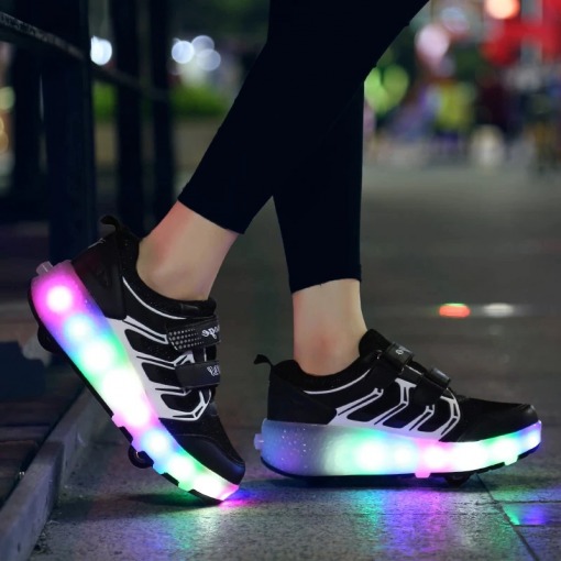 Schuhe mit Rollen LED Beleuchtung