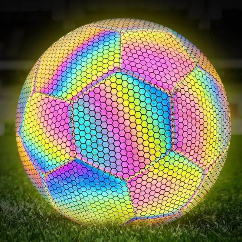 Leucht-Fussball BRIGHT Lichtreflektierender farbiger Fussball kaufen